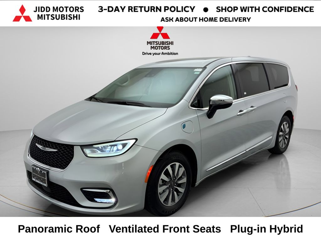 Silver Mist Clearcoat 2023 Chrysler Pacifica Hybrid Minivan Front-Wheel Drive Continuously Variable Transmission
