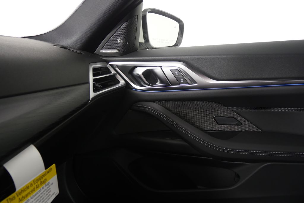Thumbnail: 2025 BMW i4 - 24