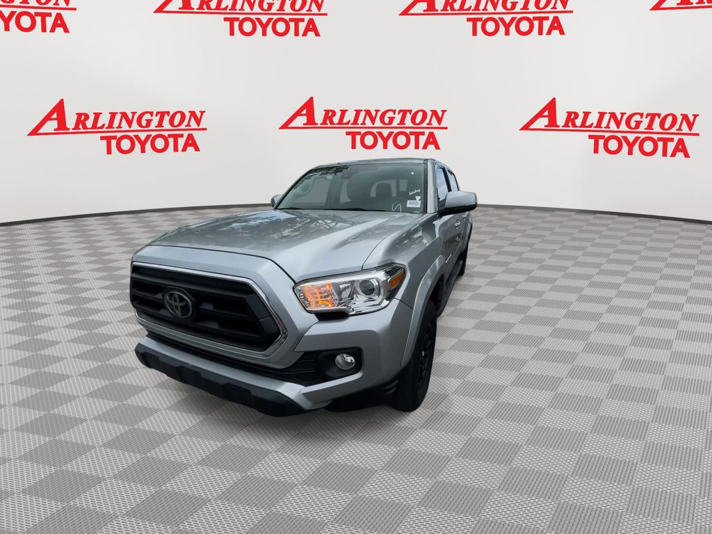 View vehicle photo 4