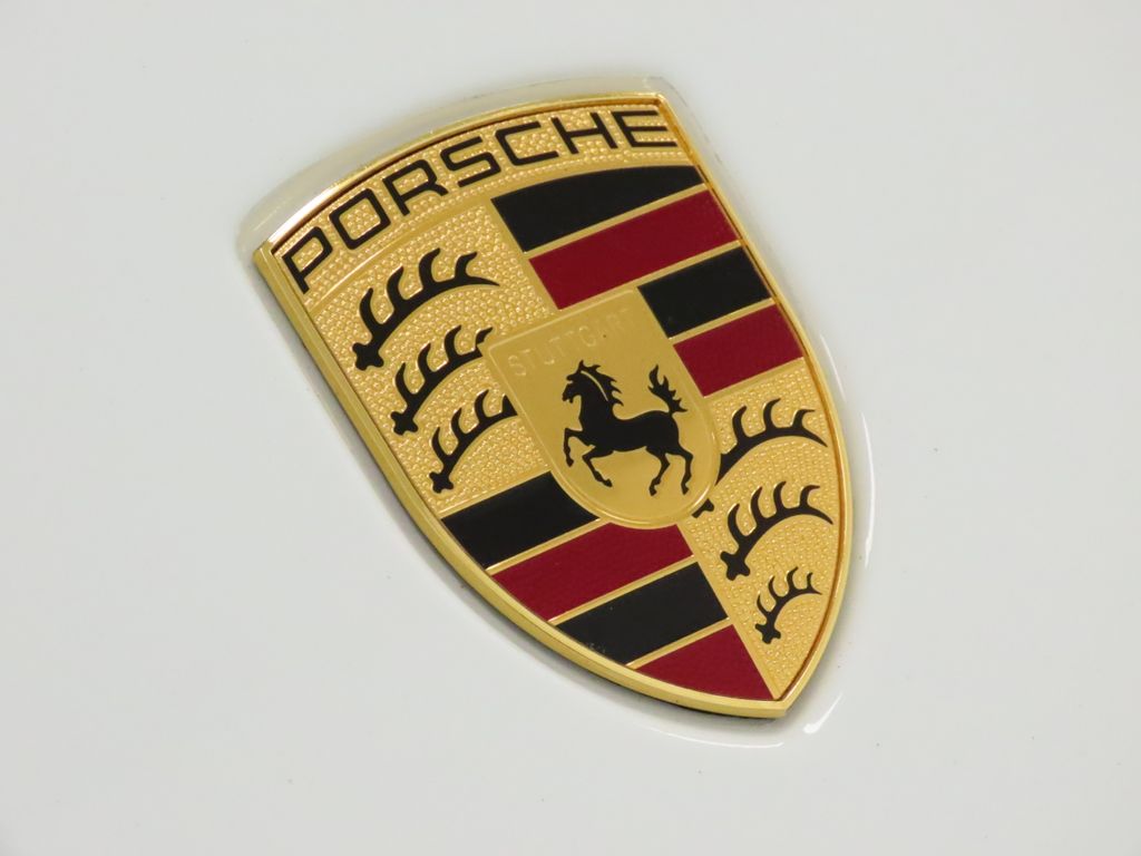 Thumbnail: 2024 Porsche Macan - 13