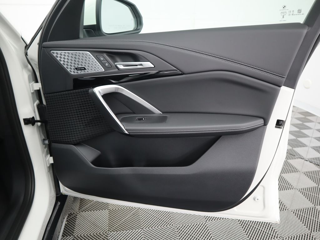 Thumbnail: 2025 BMW X1 - 26