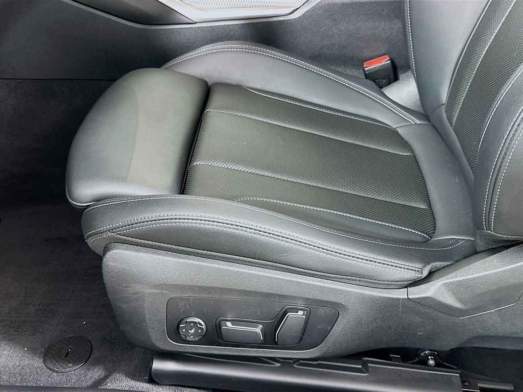 Thumbnail: 2025 BMW 4 Series - 20