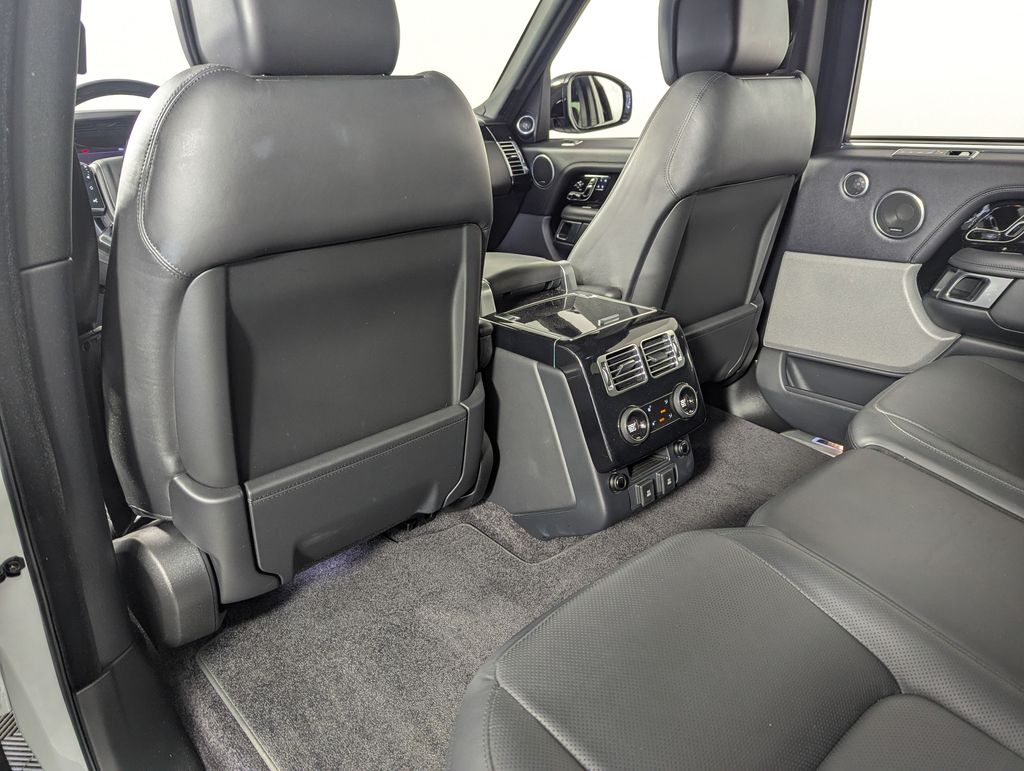 2018 Fuji White Land Rover Range Rover 5.0L V8 Supercharged 4X4 SUV