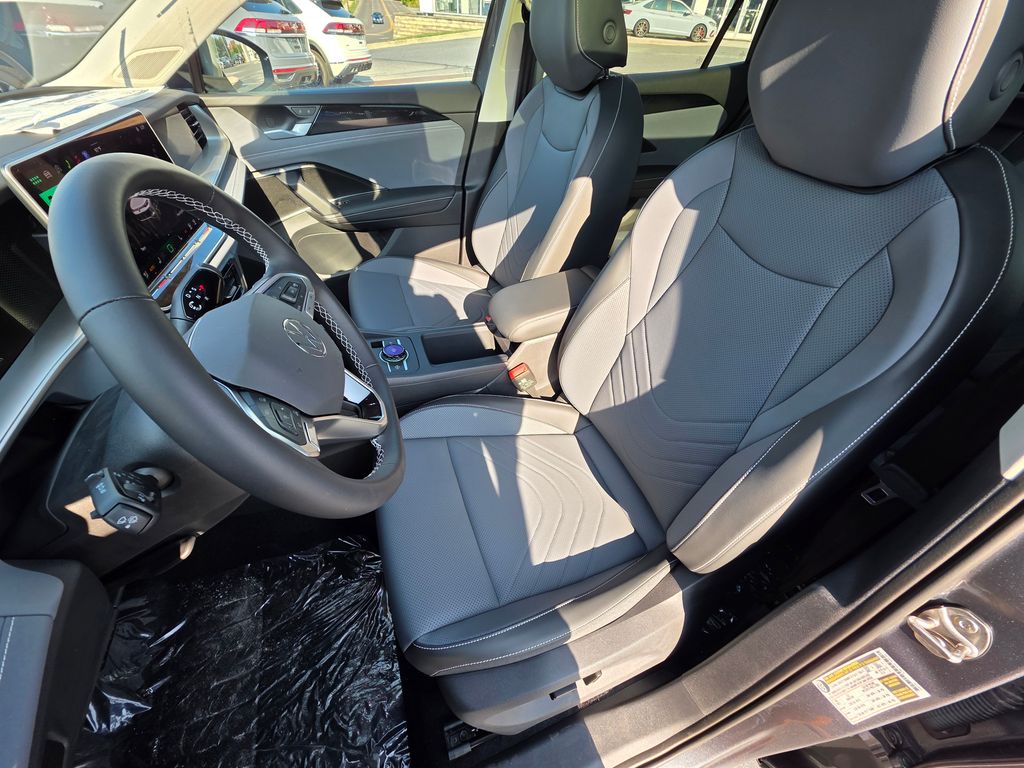 2026 Volkswagen Tiguan 2.0T SE - 10