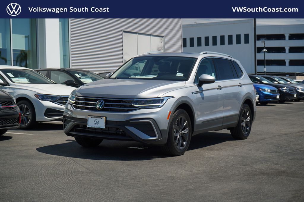 2024 Volkswagen Tiguan 2.0T SE 1