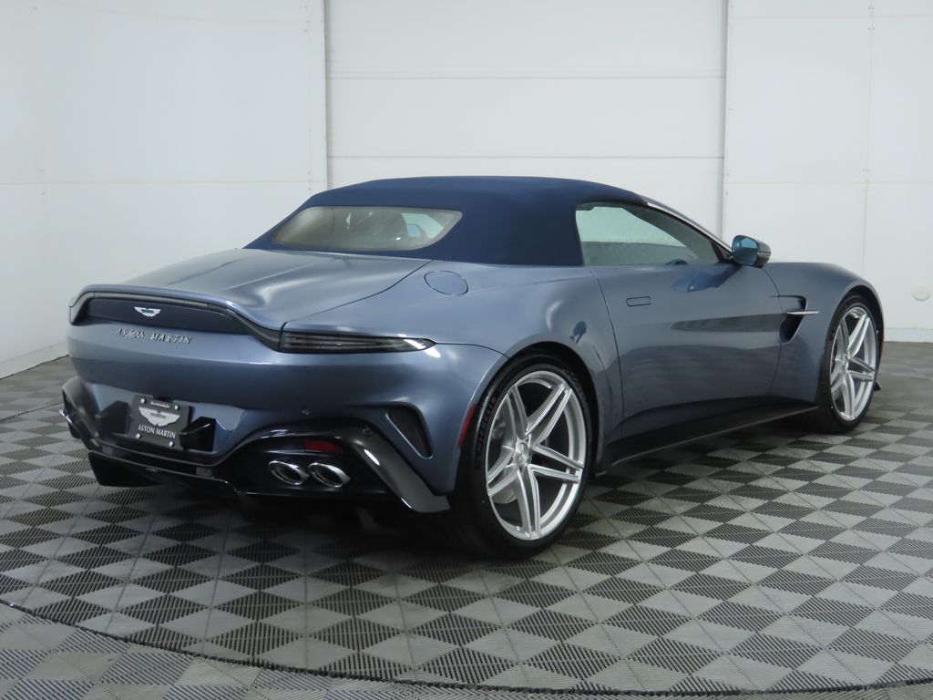 Thumbnail: 2026 Aston Martin Vantage - 13