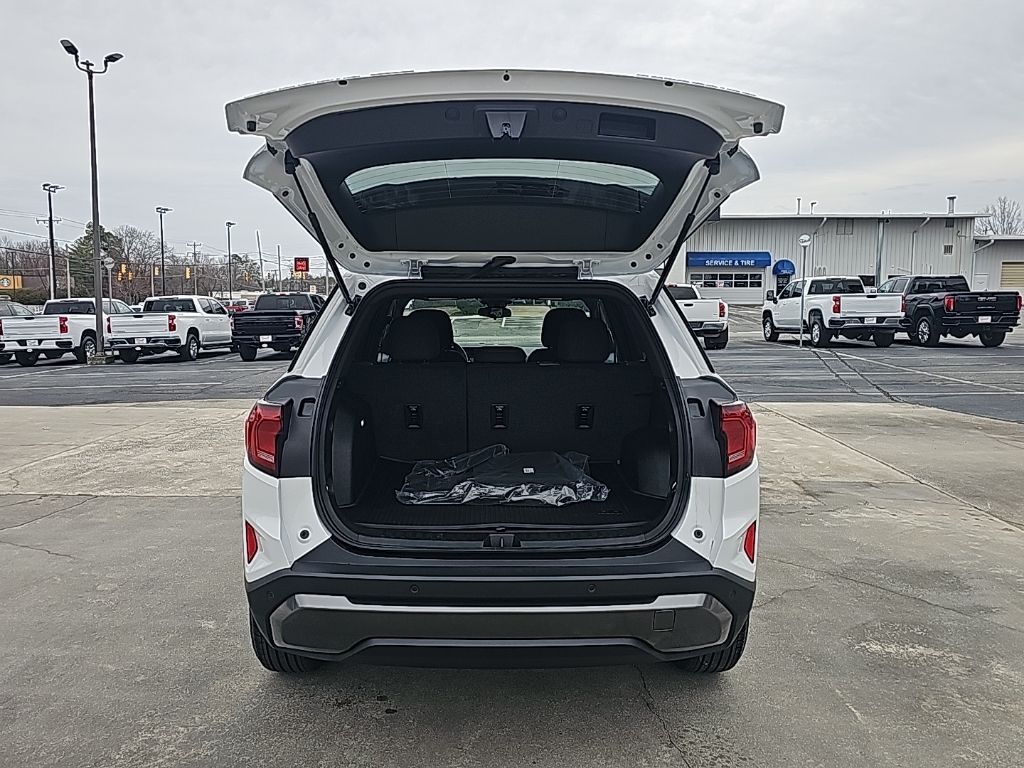 View vehicle photo 6