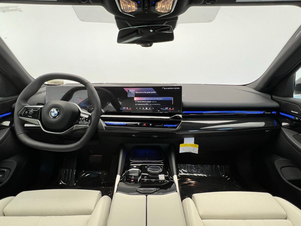 2025 BMW 5 Series 530i xDrive 11