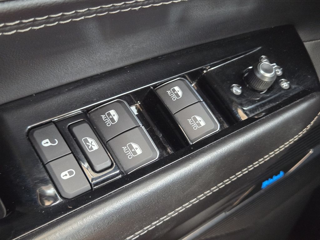 2023 Jeep Grand Wagoneer Series II White at Texan Dodge Chrysler Jeep Ram