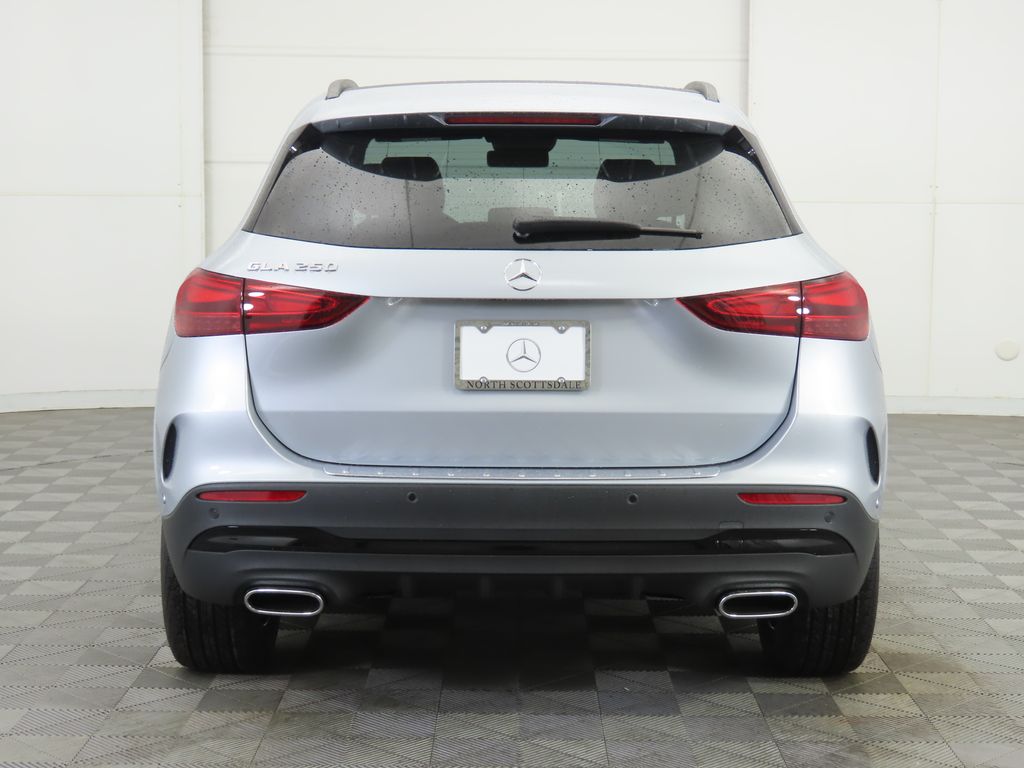 Thumbnail: 2026 Mercedes-Benz GLA - 6