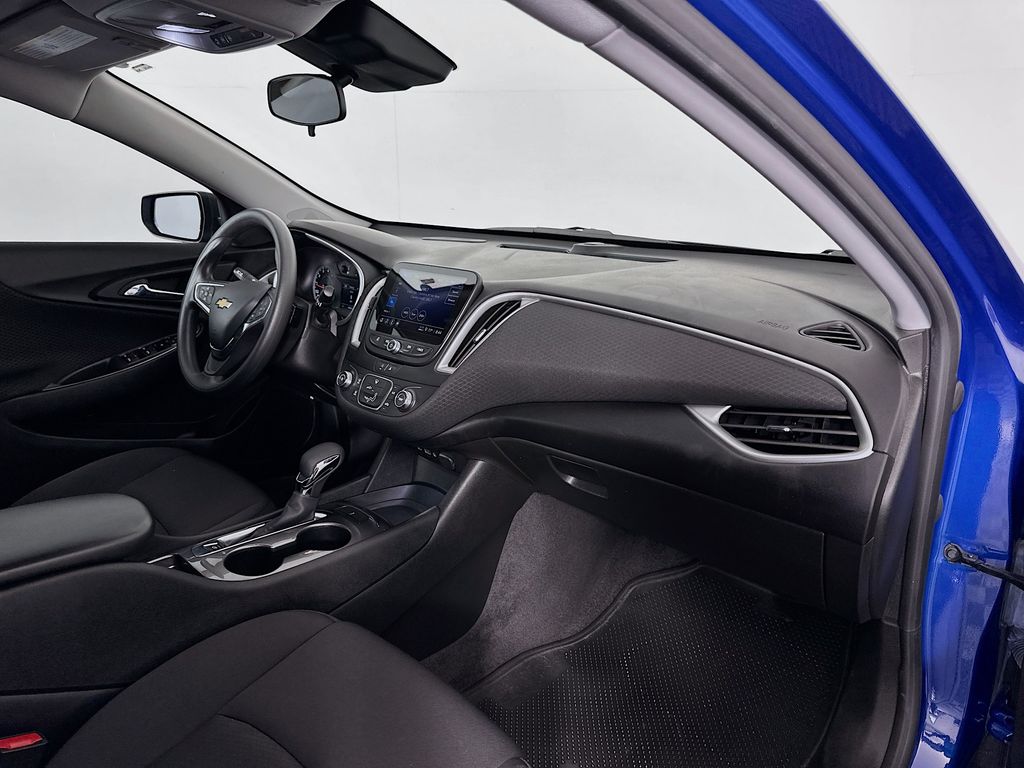 Thumbnail: 2023 Chevrolet Malibu - 27