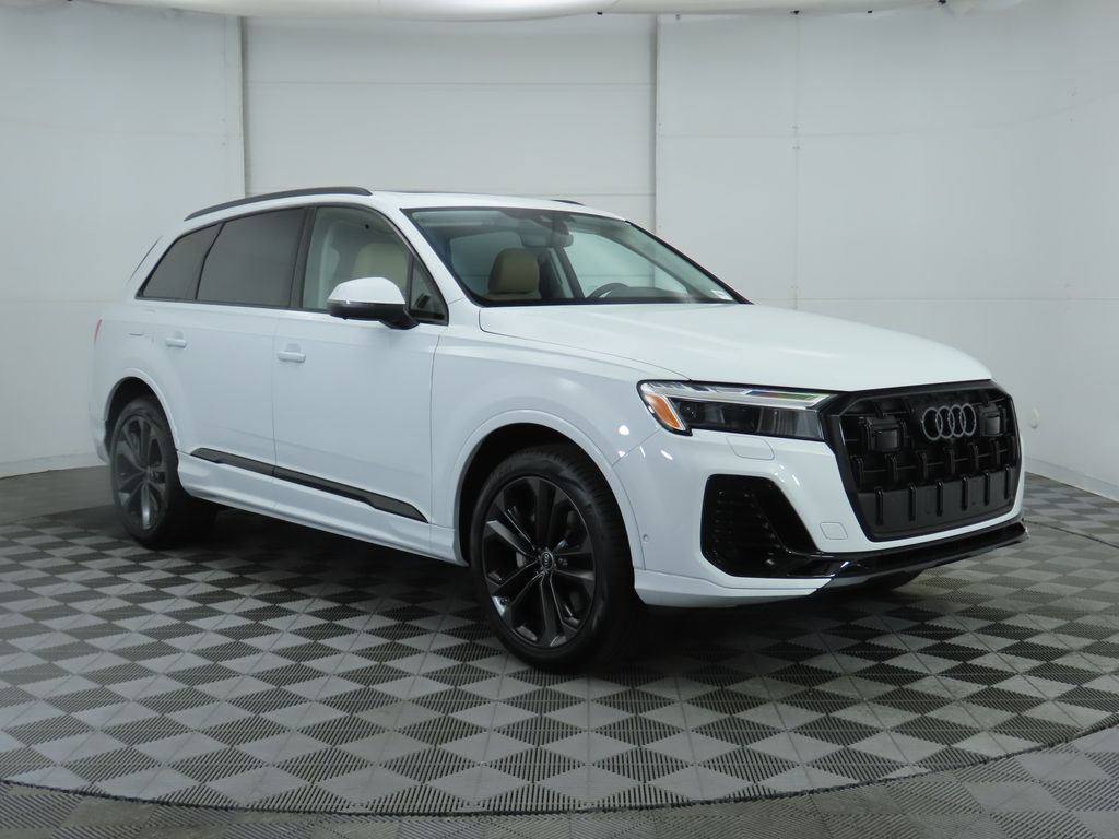 2025 Audi Q7  3