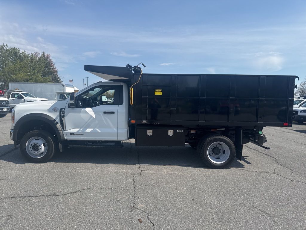 2025 Ford F-450 Chassis XL
