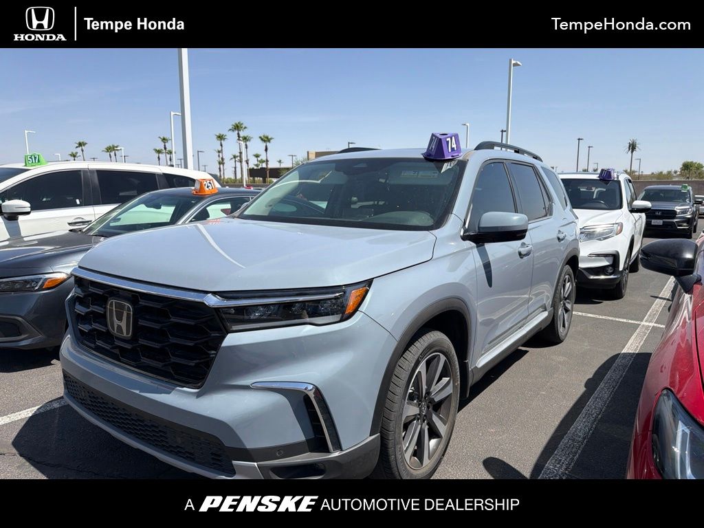 Gray 2025 Honda Pilot SUV / Crossover Front-Wheel Drive Automatic