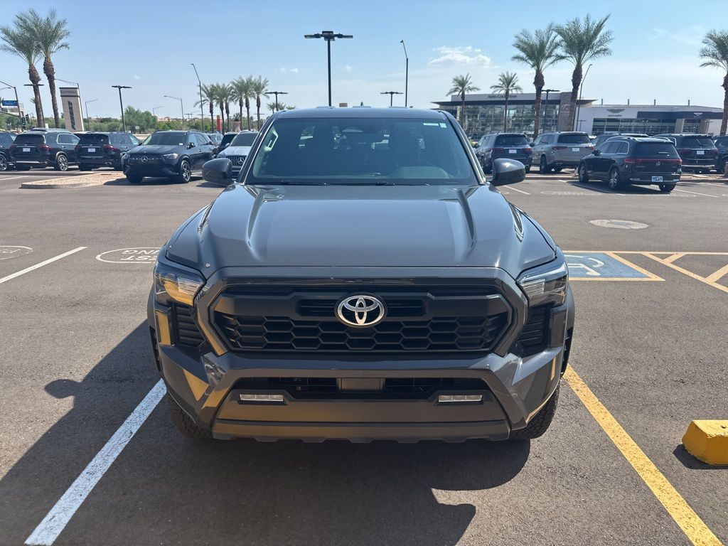 Thumbnail: 2025 Toyota Tacoma - 2