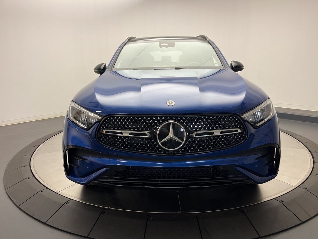 Thumbnail: 2026 Mercedes-Benz GLC - 2