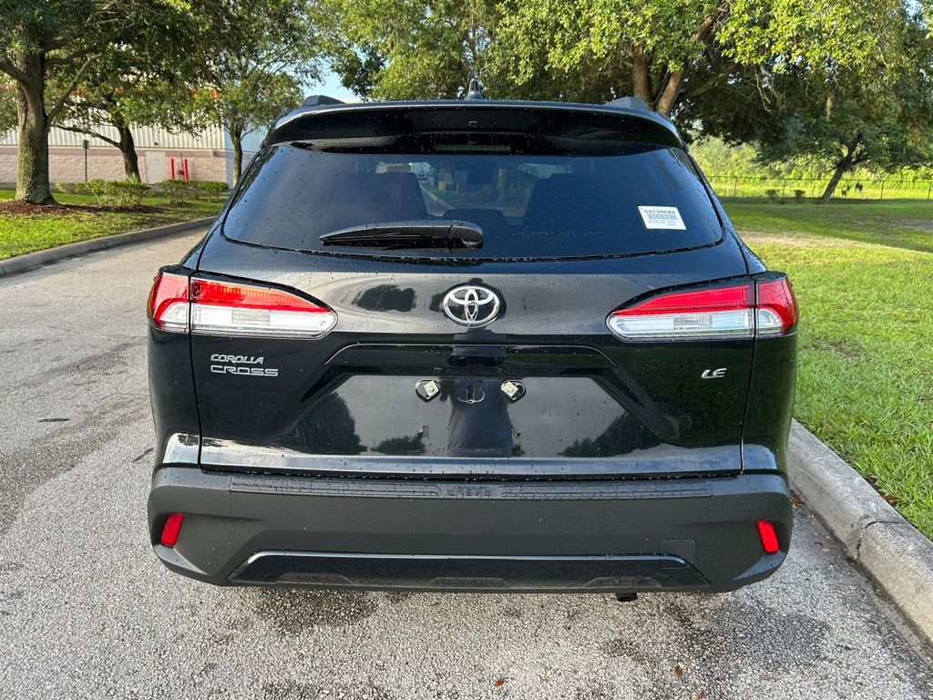 Thumbnail: 2025 Toyota Corolla Cross - 4
