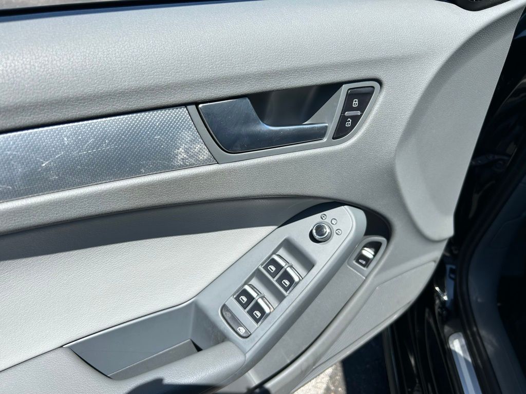 2015 Audi A4 Premium 25