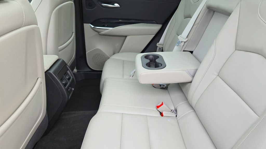 2023 Cadillac XT4