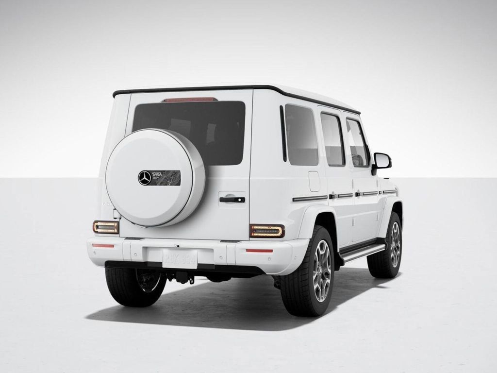 2025 Mercedes-Benz G-Class G 550 23