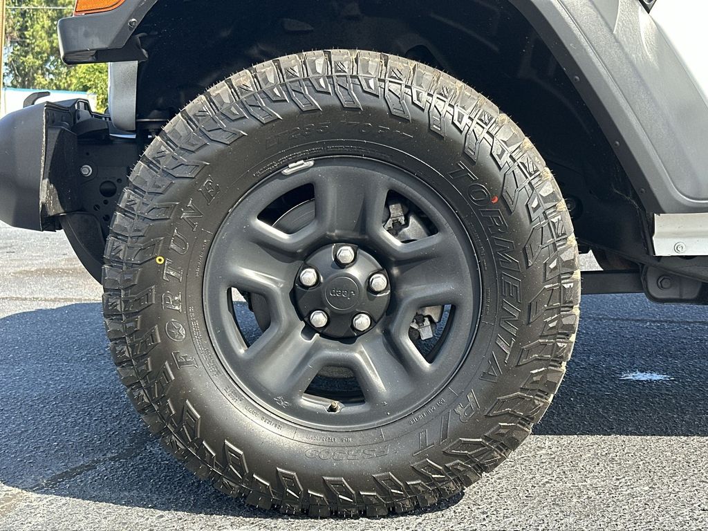 2023 Jeep Gladiator Sport - 9