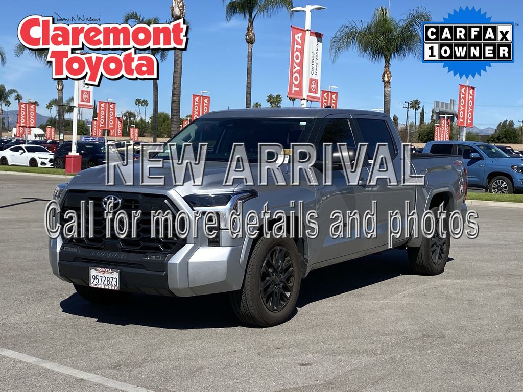 2024 Toyota Tundra SR5 CrewMax Cab 4WD