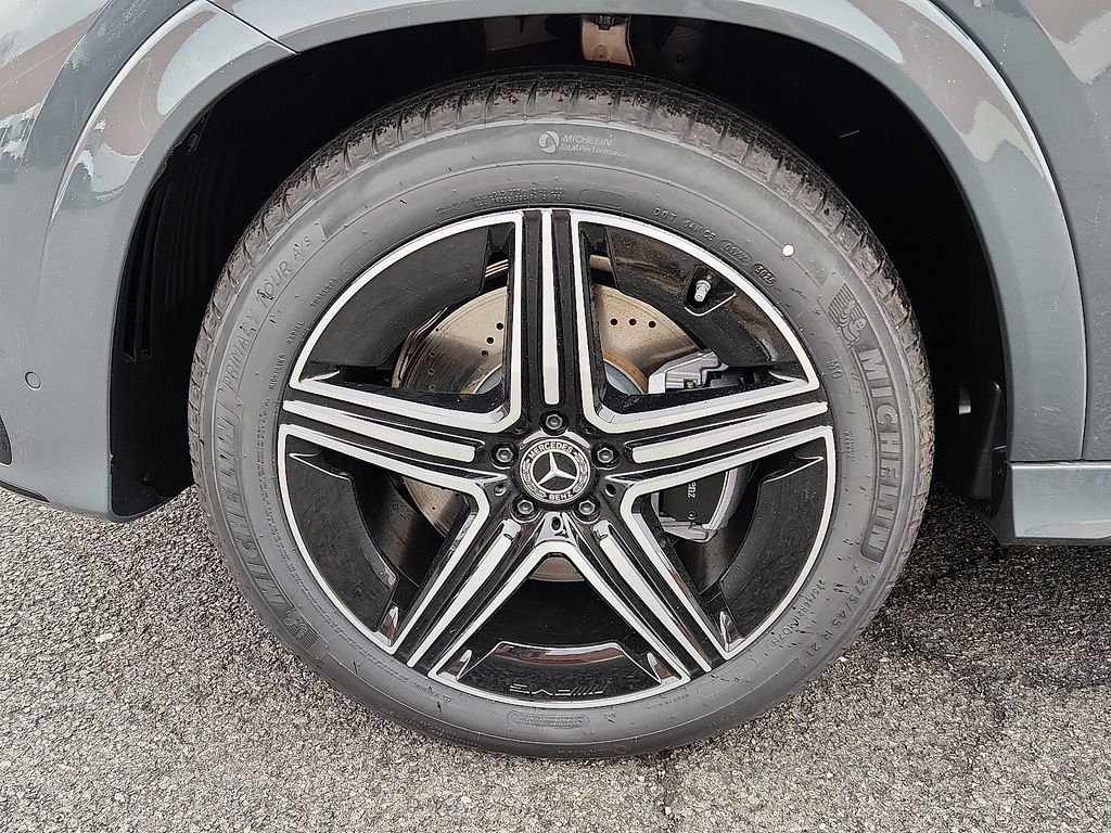 Thumbnail: 2026 Mercedes-Benz GLE - 5