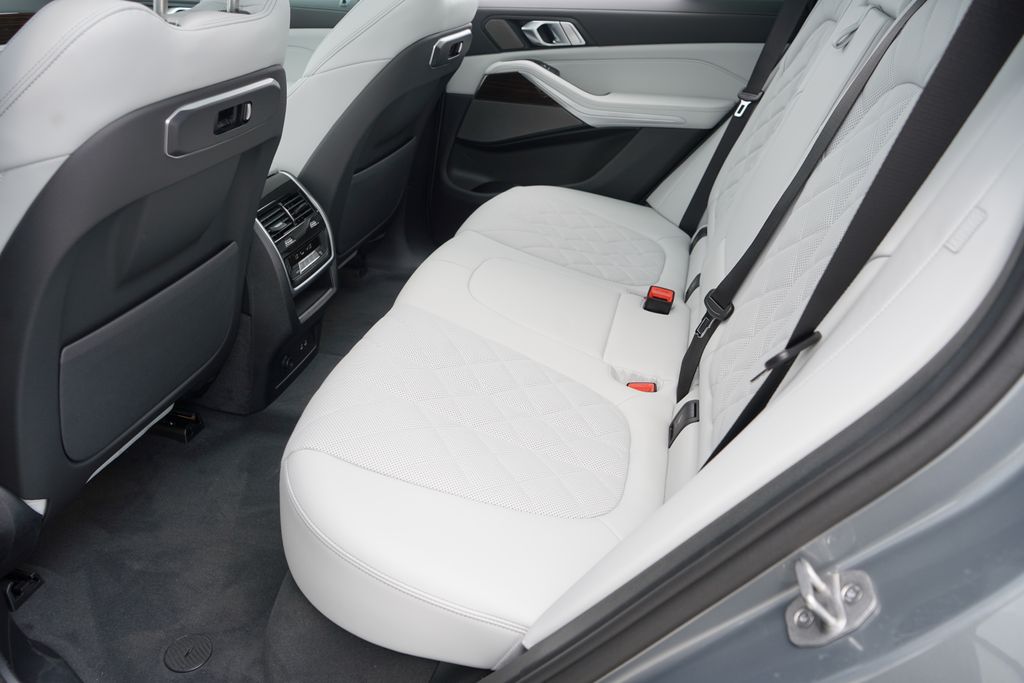 Thumbnail: 2026 BMW X5 - 19