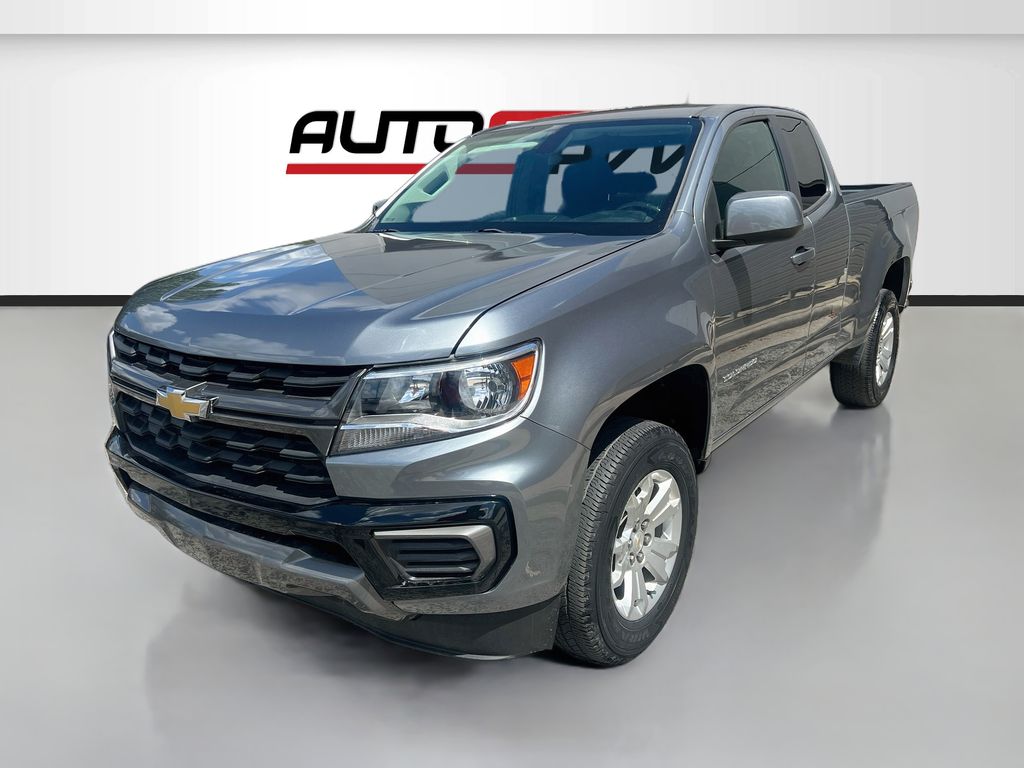 Used 2022 Gray Chevrolet LT image 3