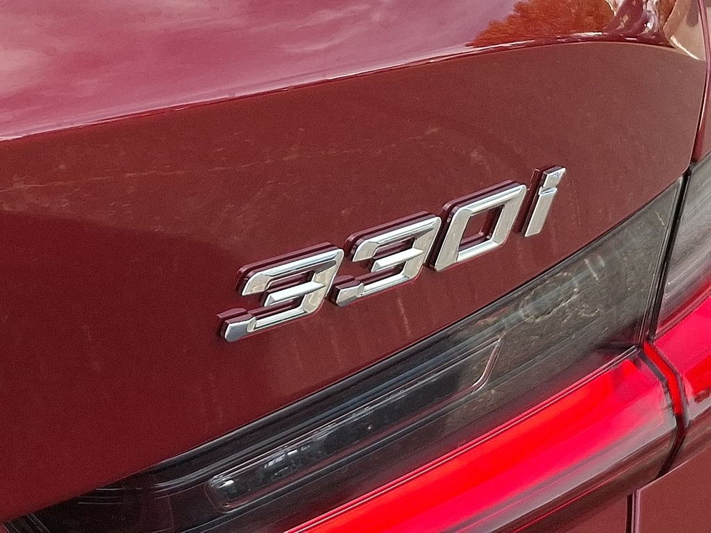 Thumbnail: 2026 BMW 3 Series - 11