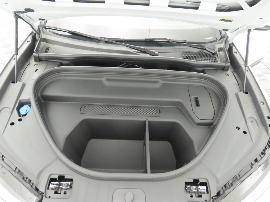 2025 Audi Q6 e-tron Premium 31