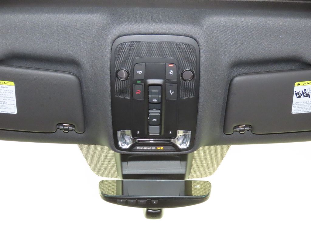 Thumbnail: 2025 Audi Q3 - 25