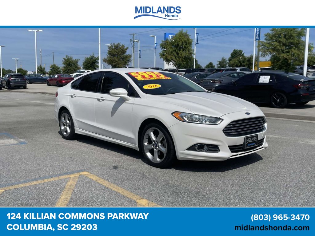 2016 Ford Fusion SE