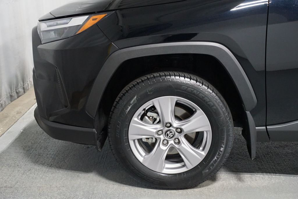 Thumbnail: 2025 Toyota RAV4 - 5