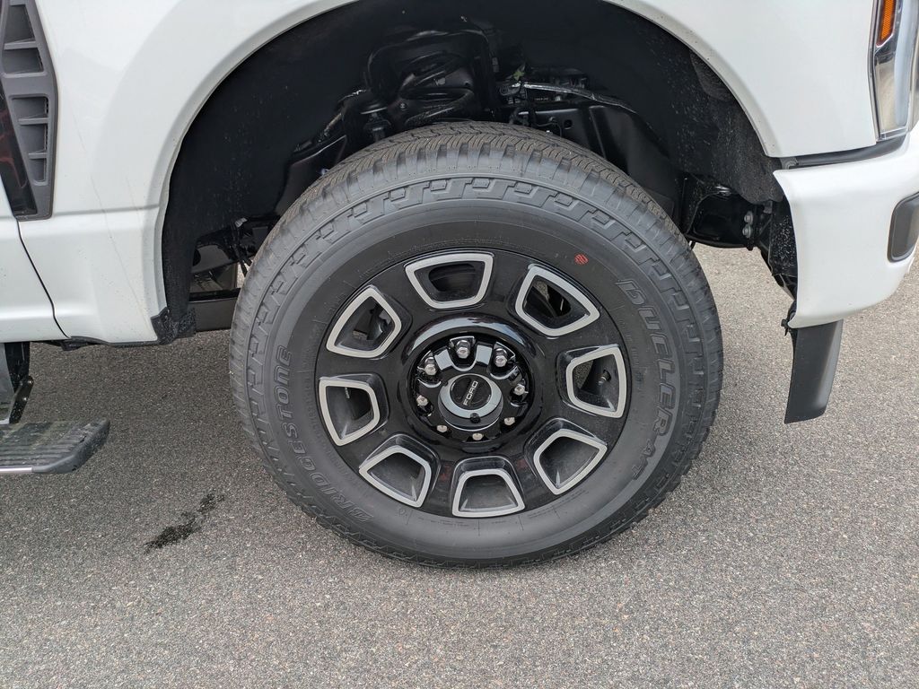 2026 Ford F-350 Super Duty Platinum