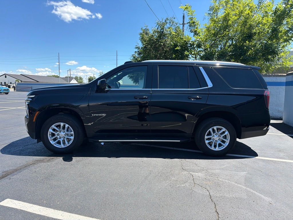 Thumbnail: 2025 Chevrolet Tahoe - 2