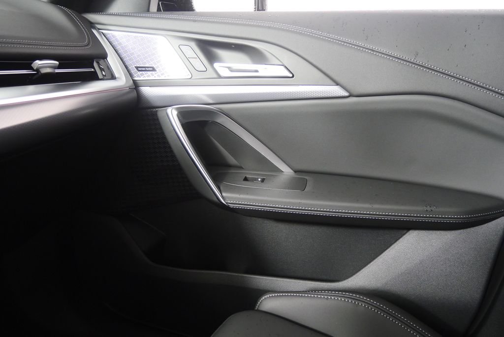 2025 BMW X1 M35i 25