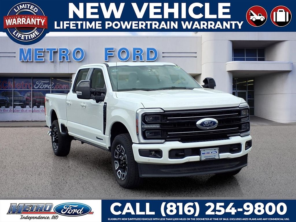 Star White Metallic Tri-Coat 2025 Ford F-250 Super Duty Pickup Truck Four-Wheel Drive Automatic