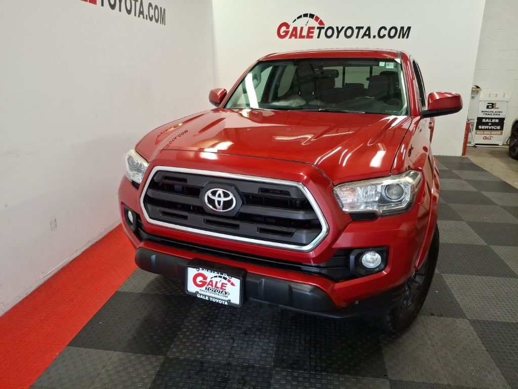 Used 2017 Toyota Tacoma Truck