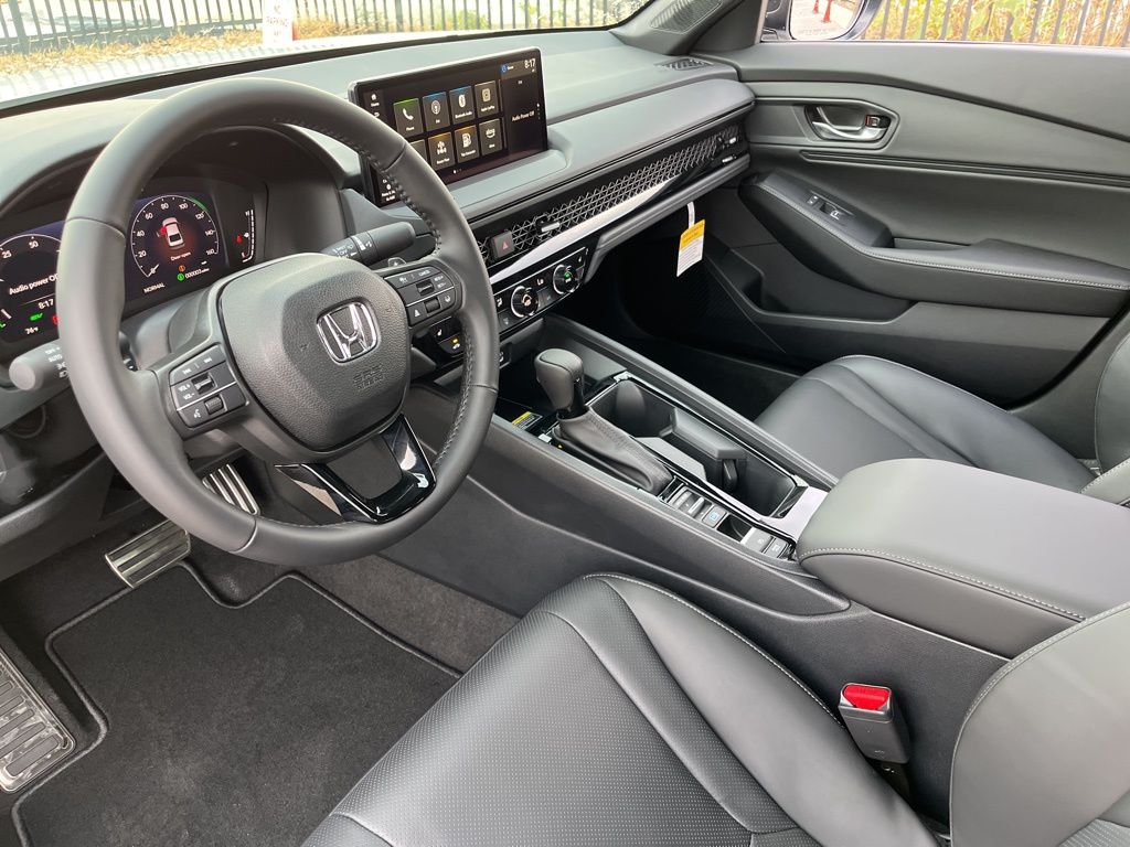 Thumbnail: 2025 Honda Accord - 11