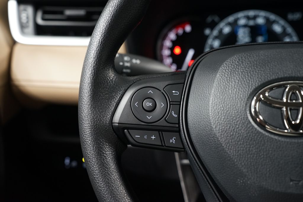 Thumbnail: 2025 Toyota RAV4 - 14