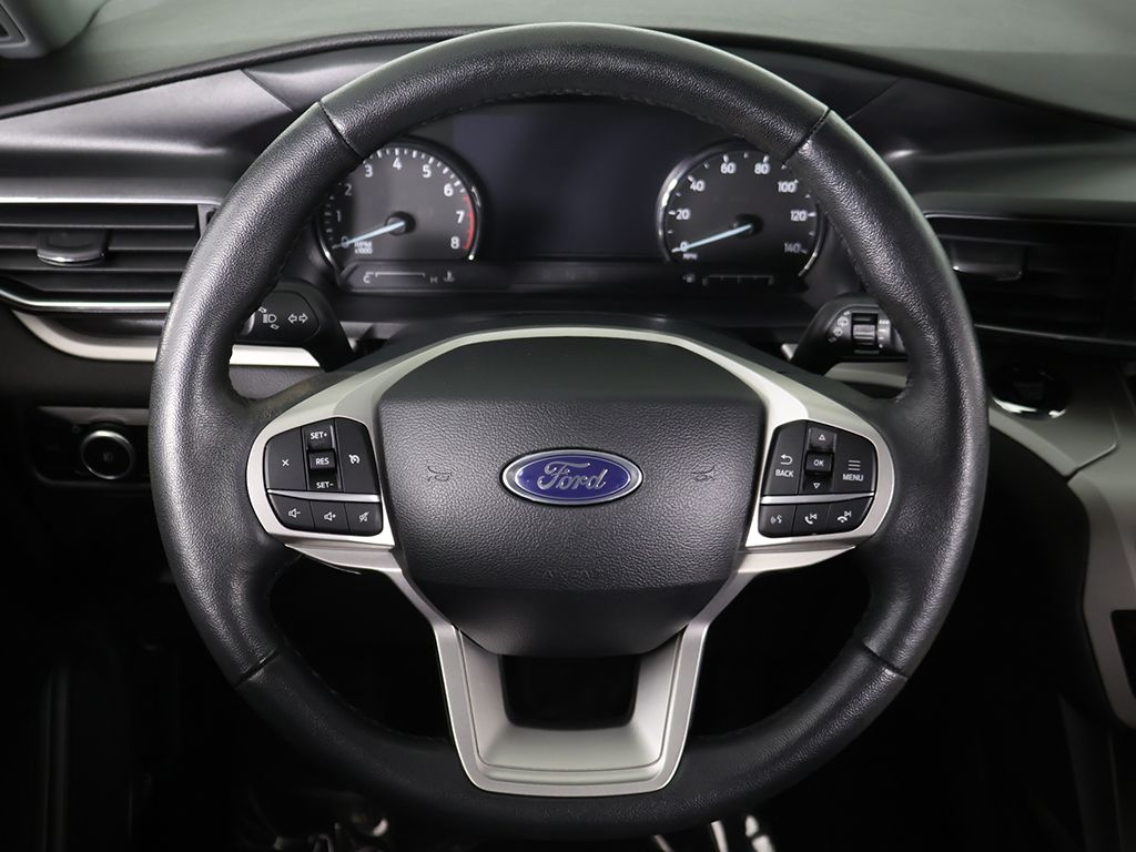 Used 2024 Blue Ford XLT image 41