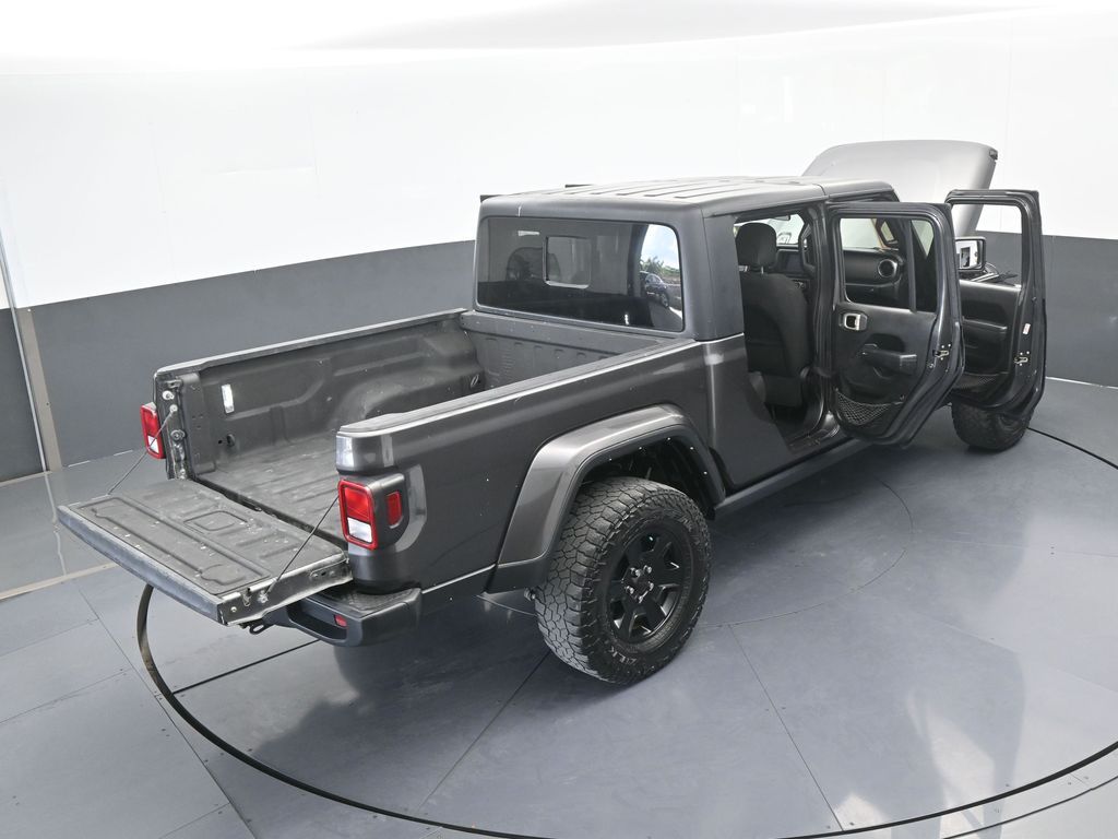 Used 2022 Granite Crystal Metallic Clearcoat Jeep Sport image 61