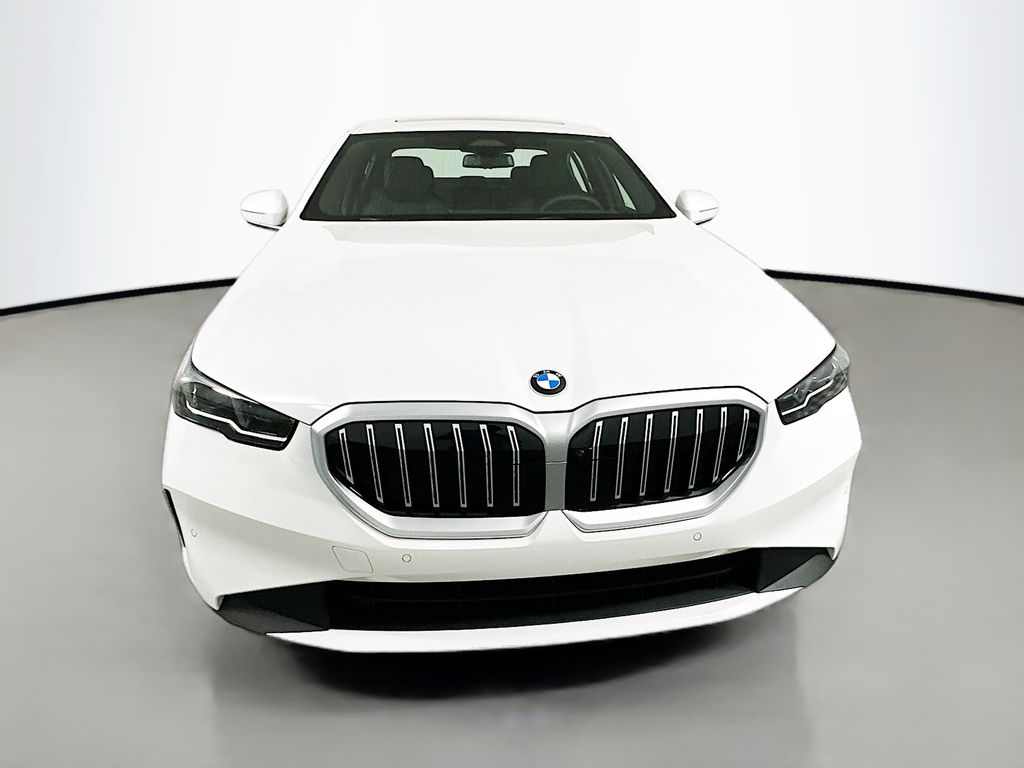 Thumbnail: 2025 BMW 5 Series - 2