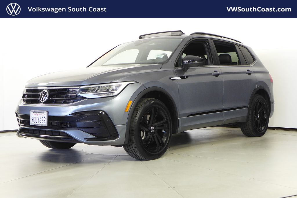 Thumbnail: 2023 Volkswagen Tiguan - 1