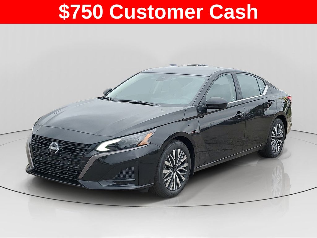 Super Black Clearcoat 2026 Nissan Altima Sedan Front-Wheel Drive Continuously Variable Transmission