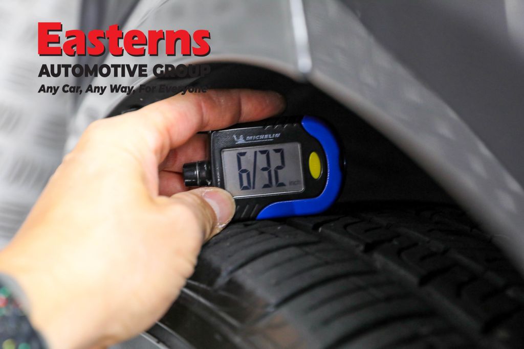 Used 2019 Gray Dodge SE image 27