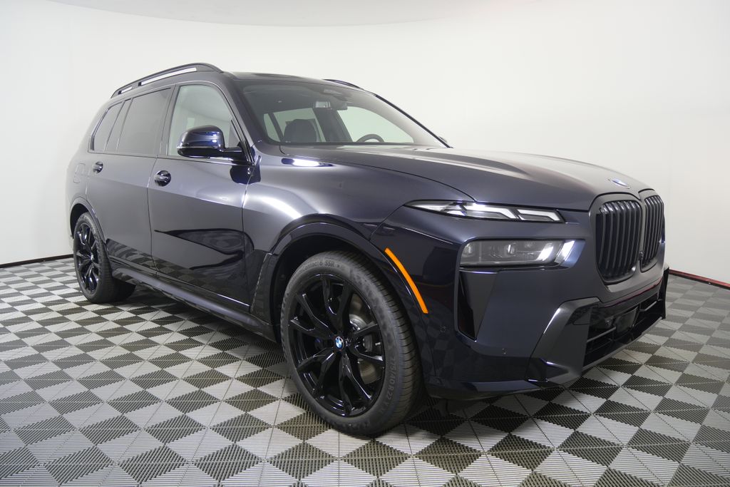 Thumbnail: 2027 BMW X7 - 2