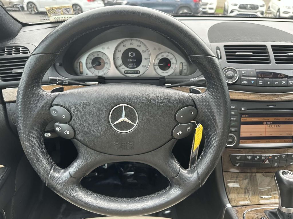 2009 Mercedes-Benz E-Class E 550 15