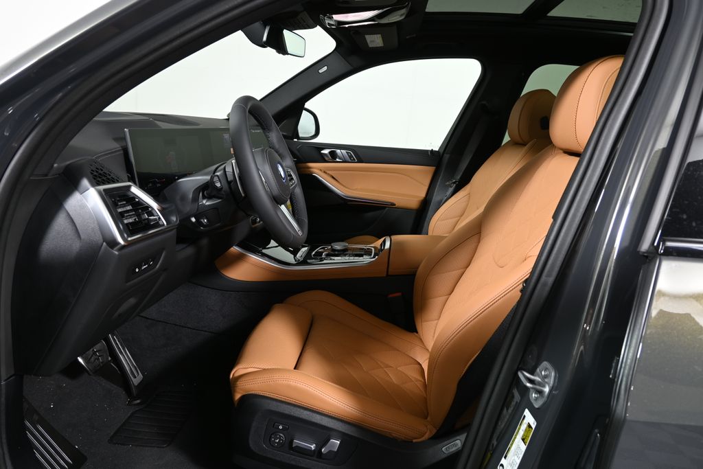 Thumbnail: 2026 BMW X5 - 3